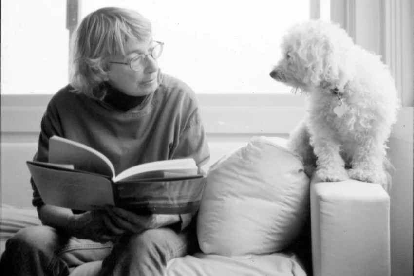 Mary Oliver Biography